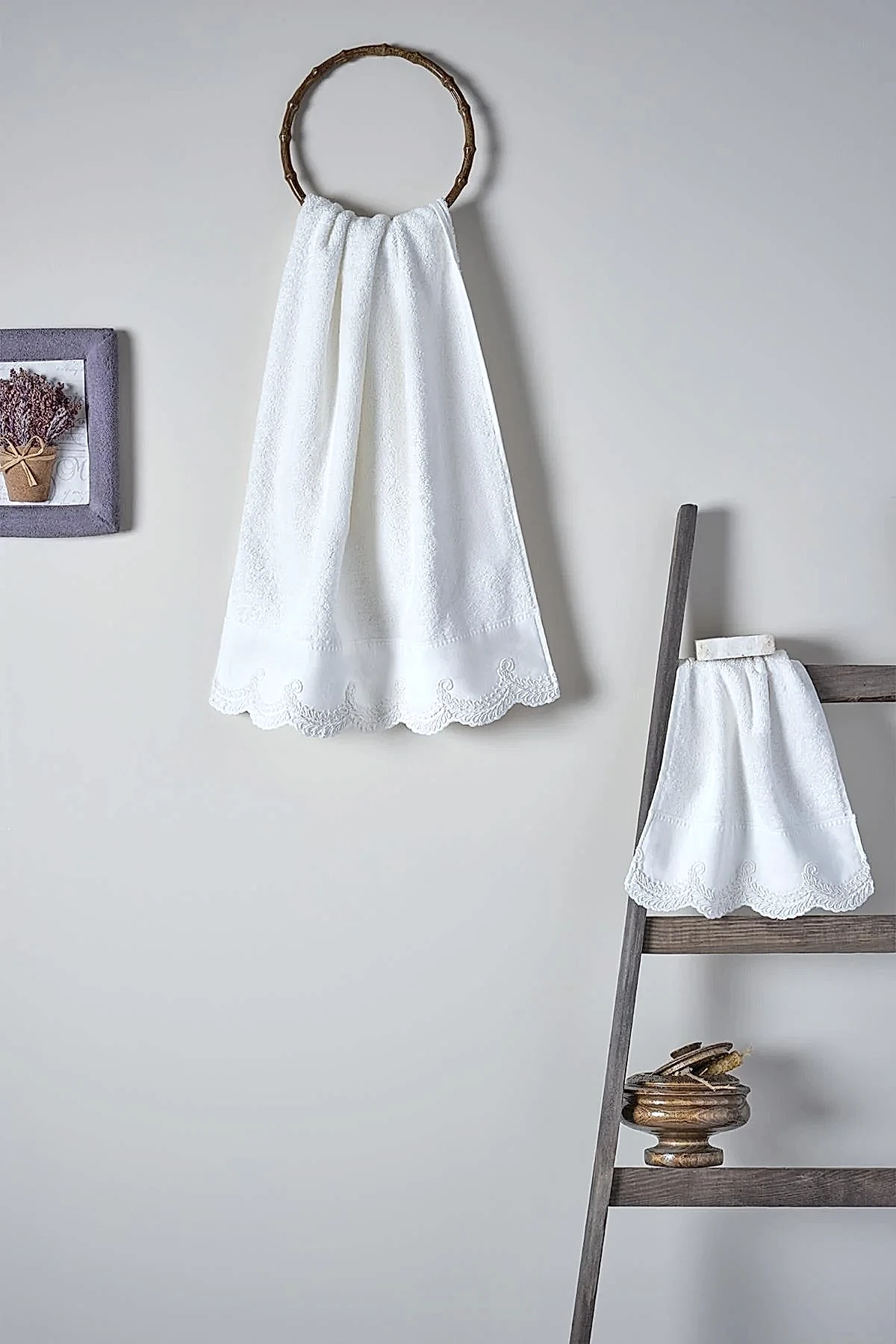 Ramos İşlemeli Banyo Havlusu (90 x 150 cm) - Nazik Home - Yuvama Değer!