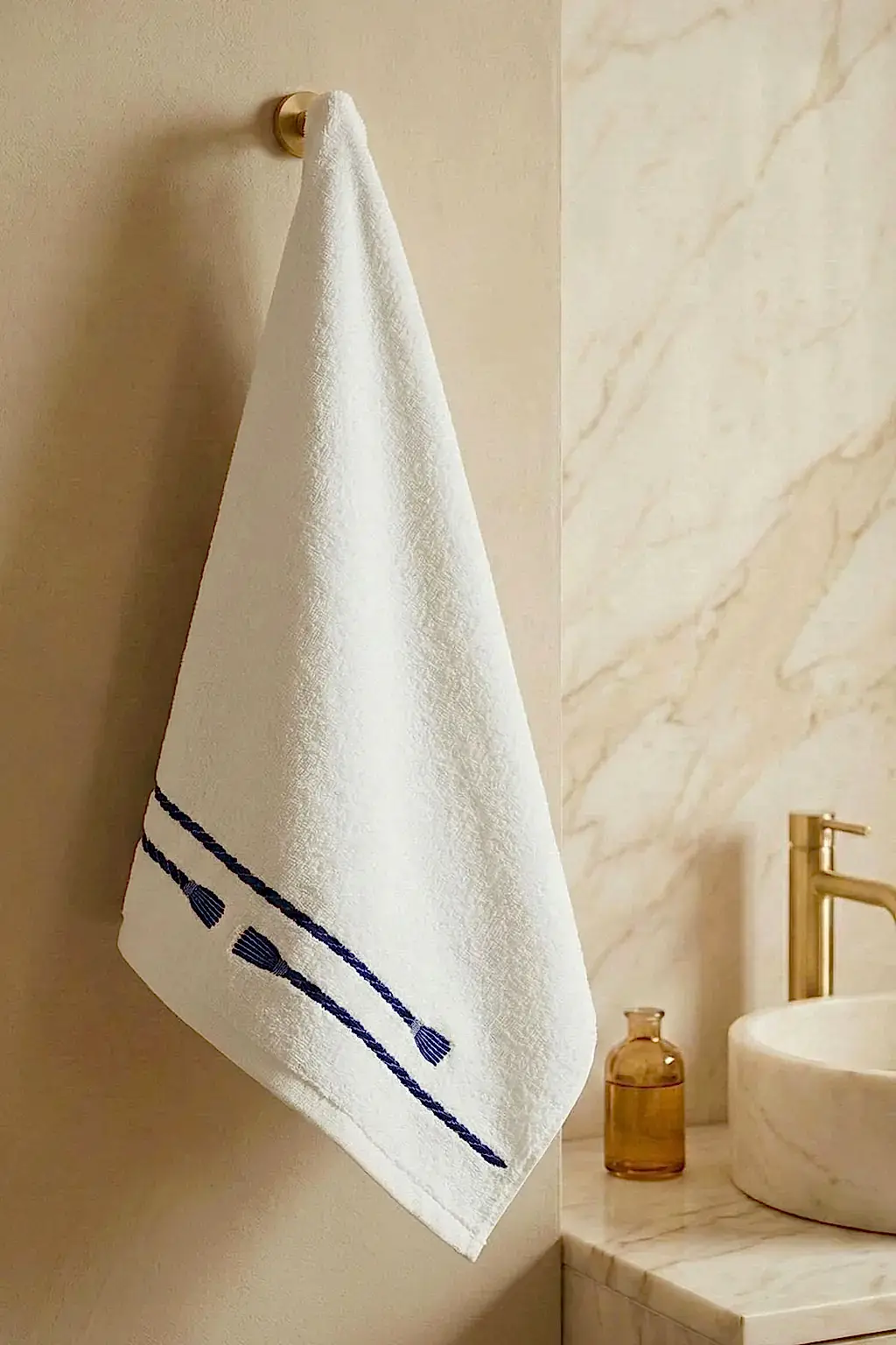 Rom Nakışlı Yüz Havlusu (50 x 90 cm)